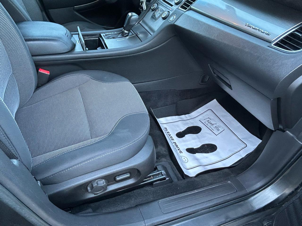 Ford Taurus SEL AWD 2017