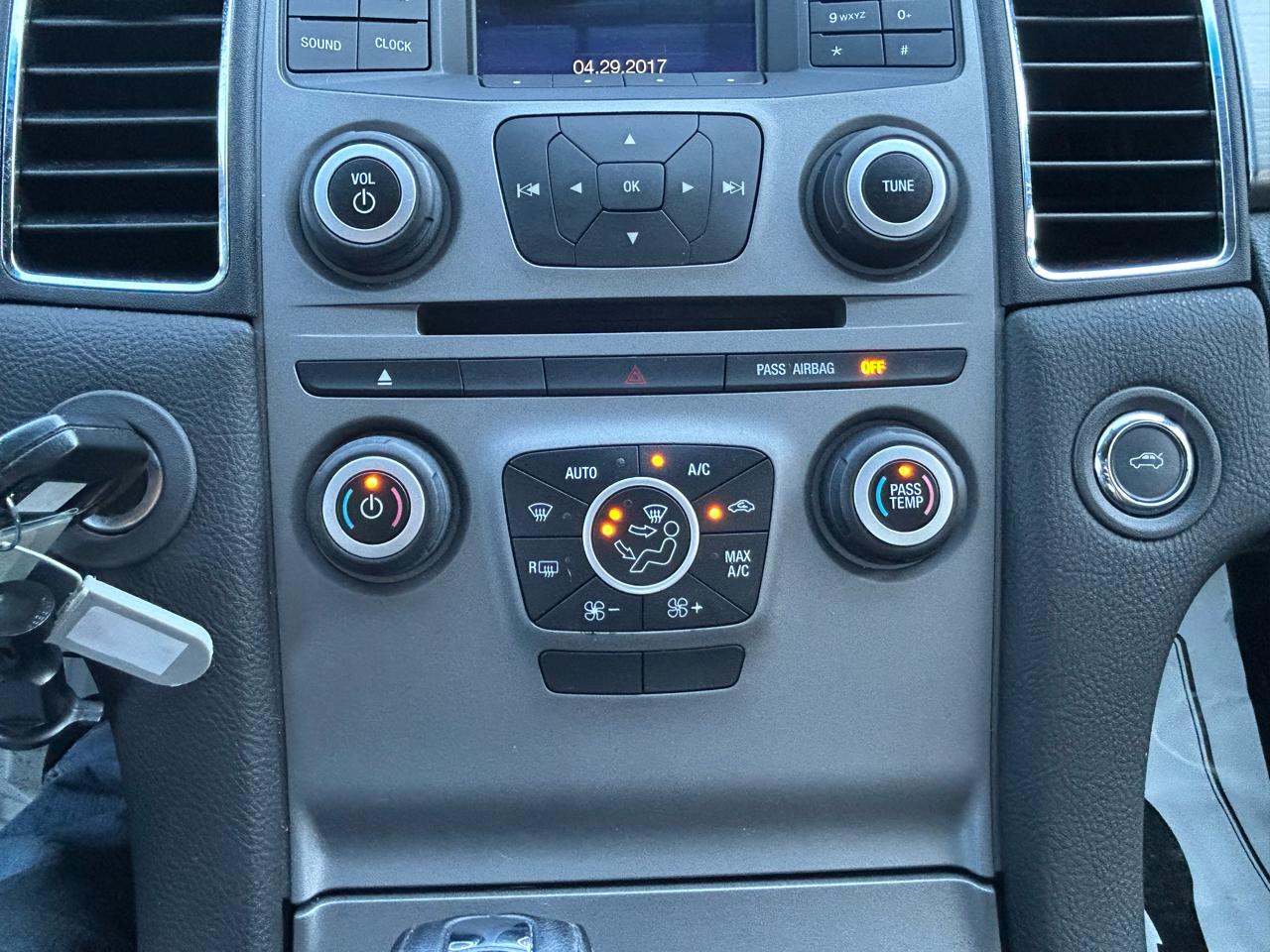 Ford Taurus SEL AWD 2017