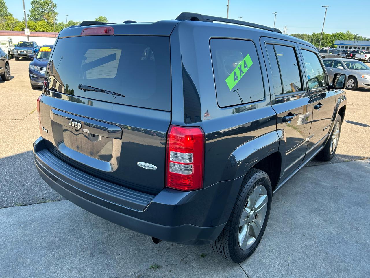 Jeep Patriot 4WD 4dr Latitude 2015