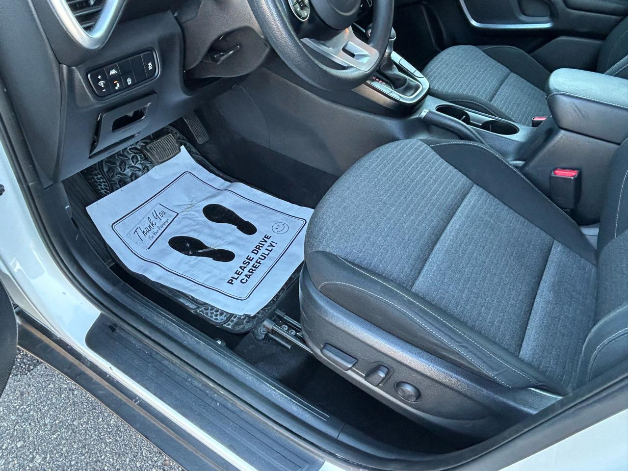 Kia Soul S IVT 2021