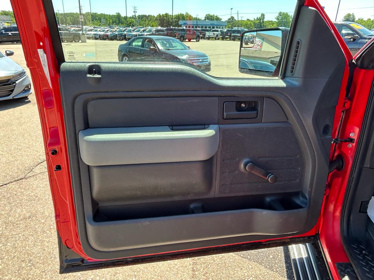 Ford F-150 2WD SuperCab 145" STX 2013