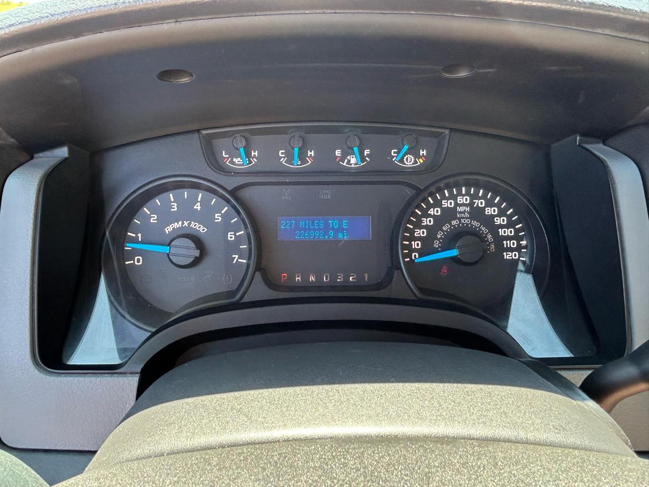 Ford F-150 2WD SuperCab 145" STX 2013