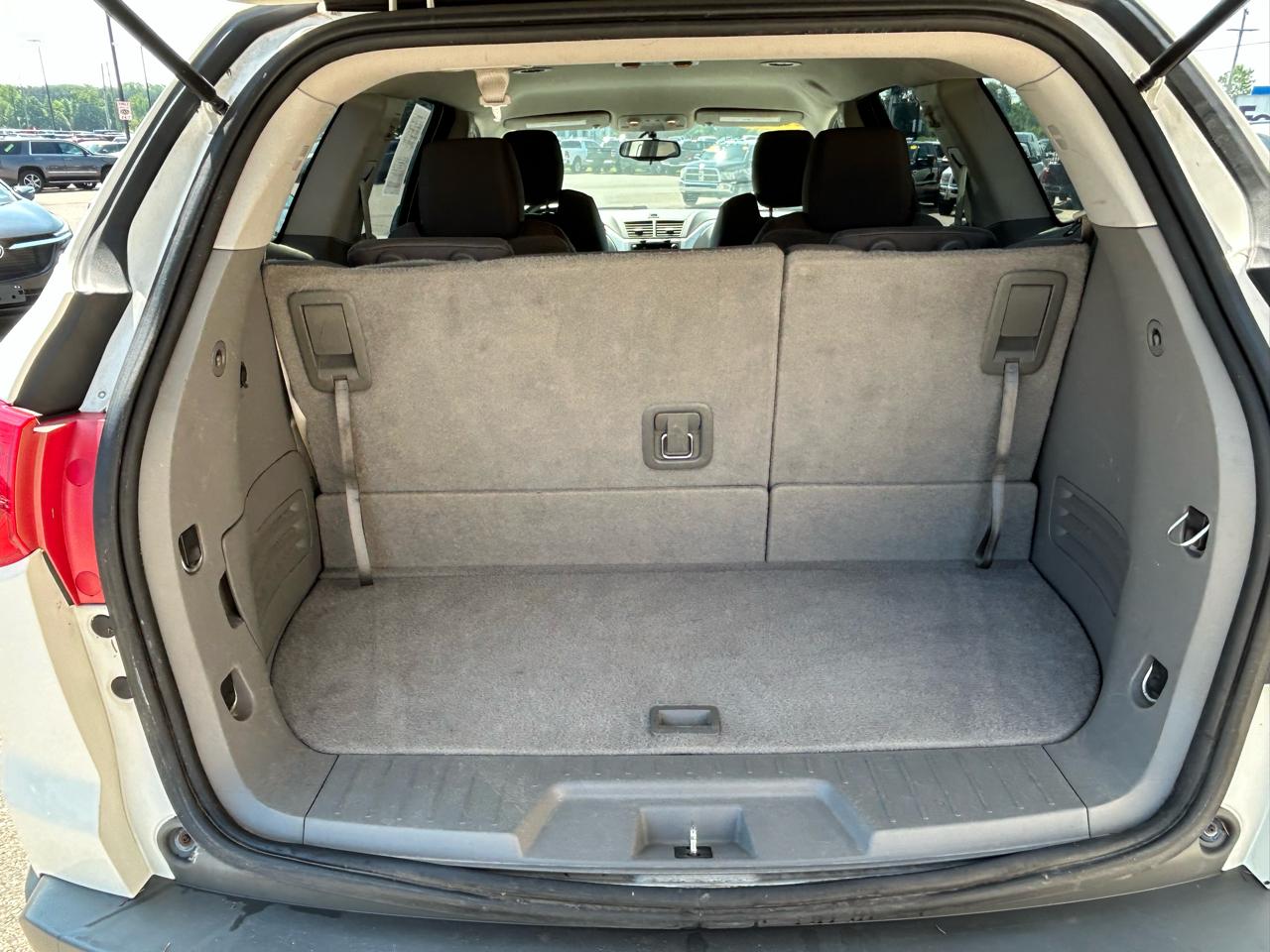 Chevrolet Traverse FWD 4dr LT w/1LT 2012