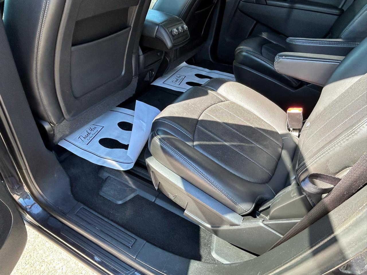 Buick Enclave AWD 4dr Leather 2017