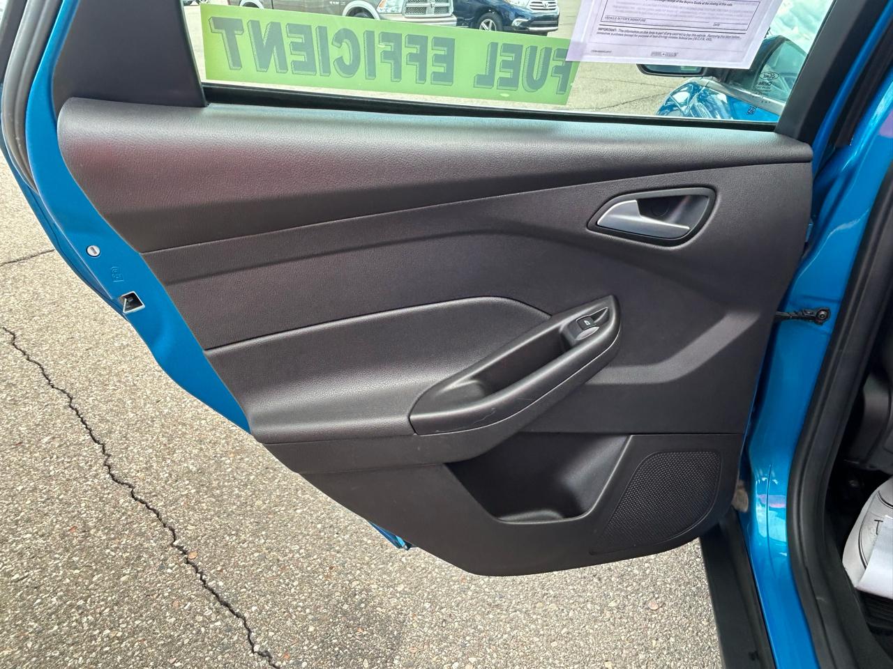 Ford Focus 5dr HB SE 2014