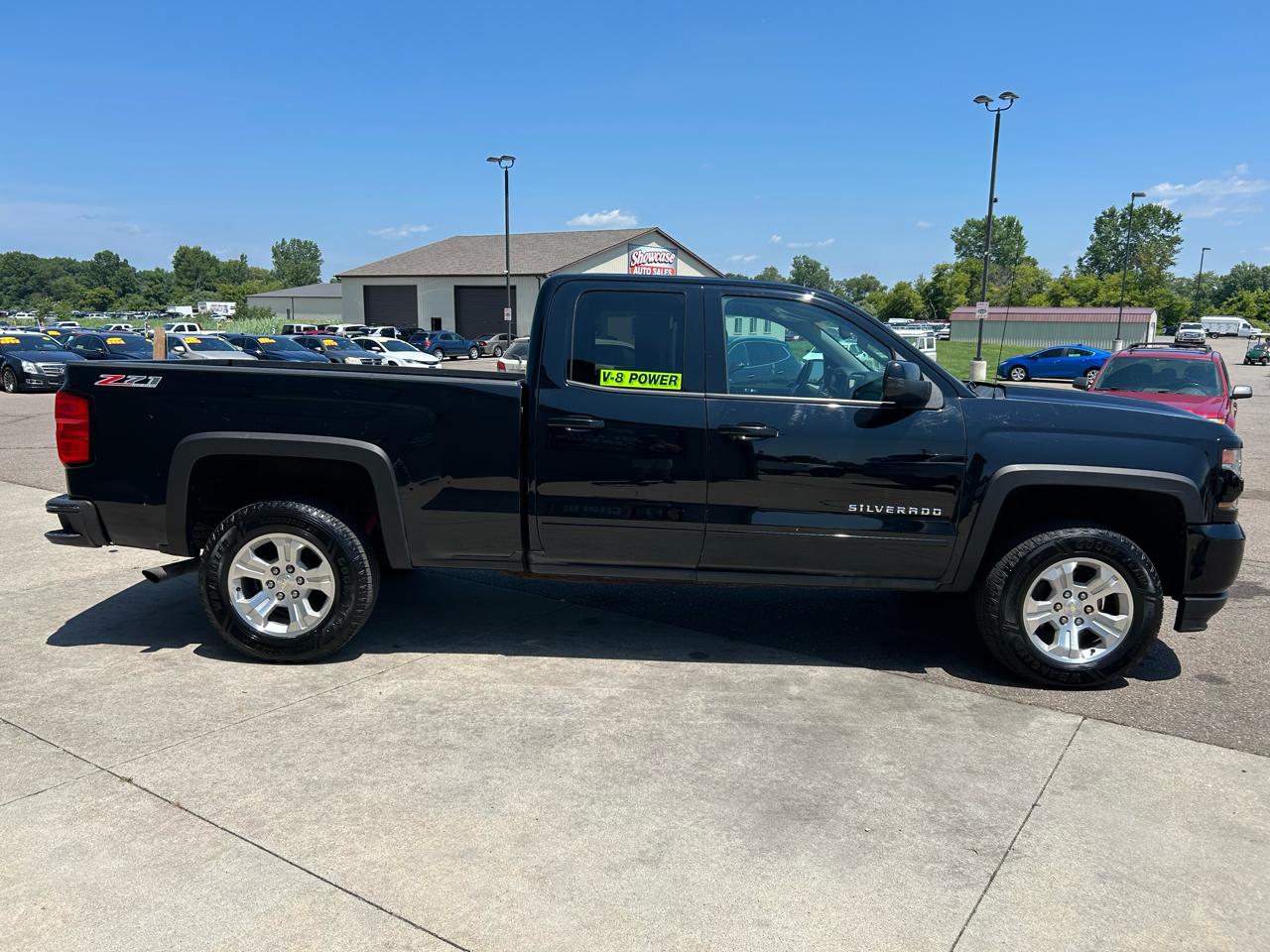 Chevrolet Silverado 1500 4WD Double Cab 143.5" LT w/2LT 2017