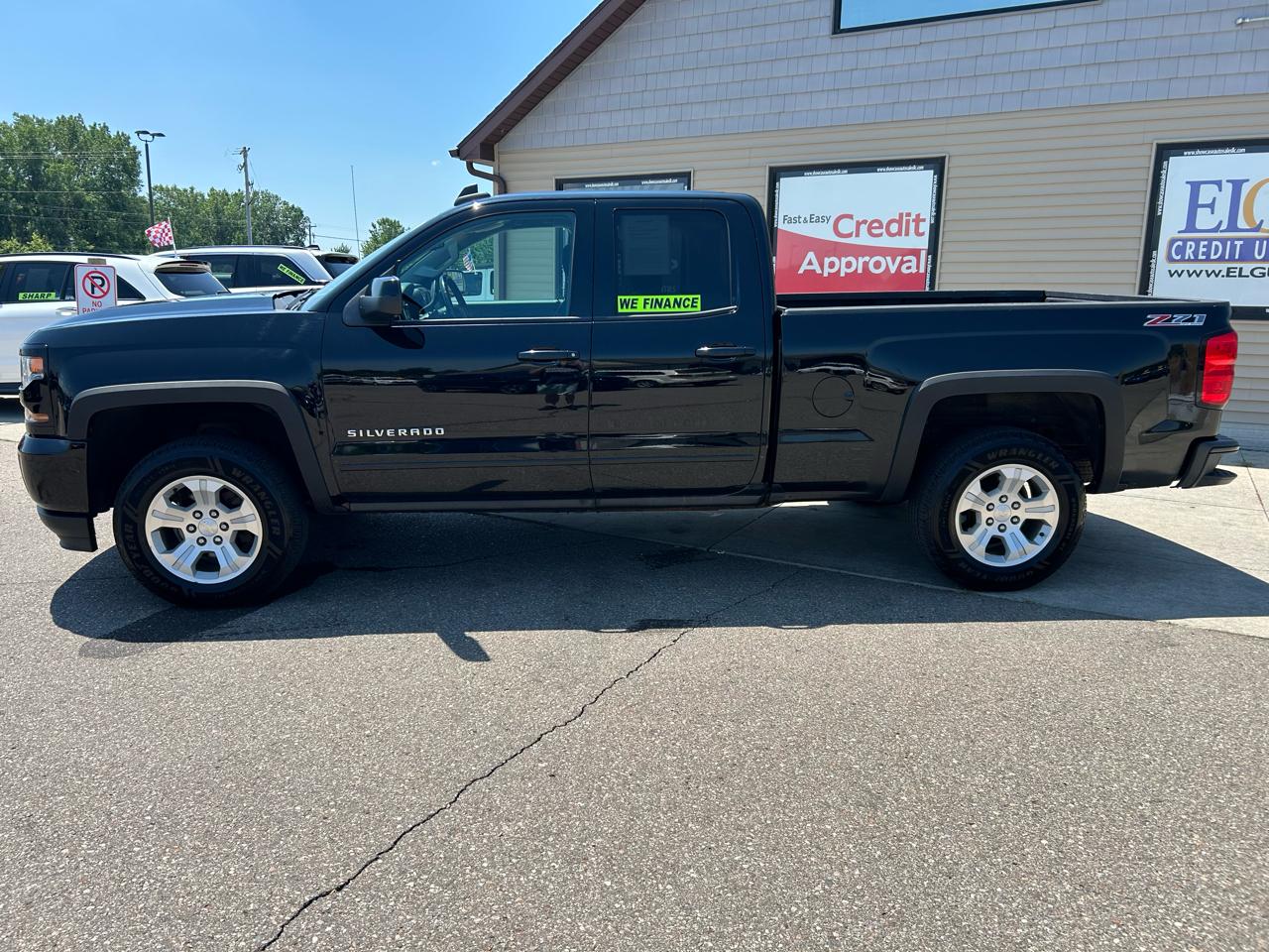 Chevrolet Silverado 1500 4WD Double Cab 143.5" LT w/2LT 2017
