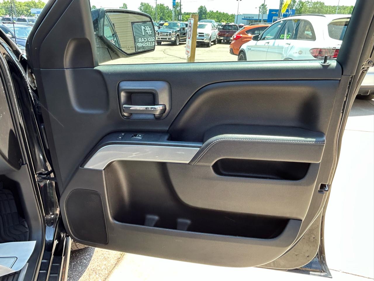 Chevrolet Silverado 1500 4WD Double Cab 143.5" LT w/2LT 2017