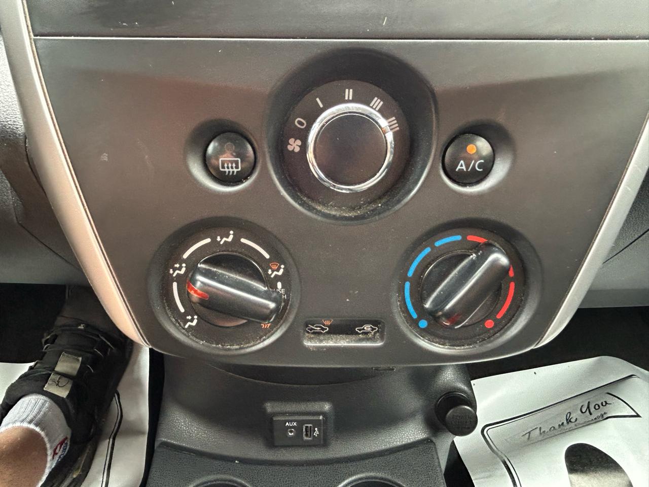 Nissan Versa Sedan SV CVT 2019
