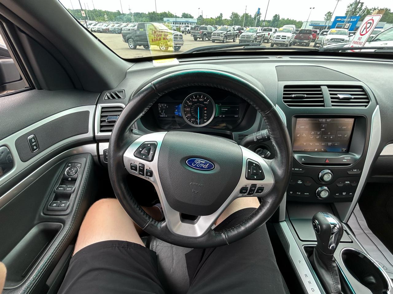 Ford Explorer 4WD 4dr XLT 2014