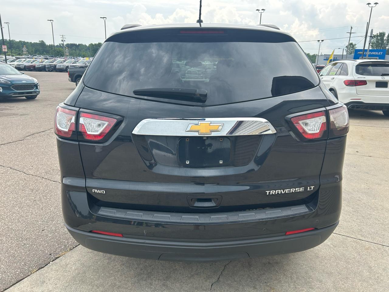 Chevrolet Traverse AWD 4dr LT w/1LT 2015
