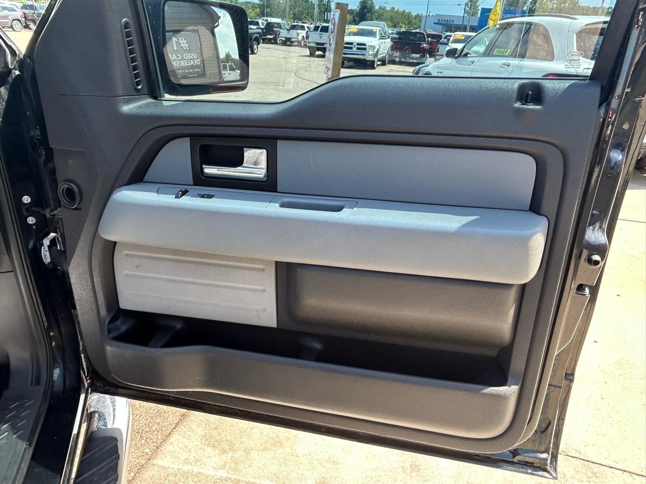 Ford F-150 2WD SuperCrew 145" XLT 2013