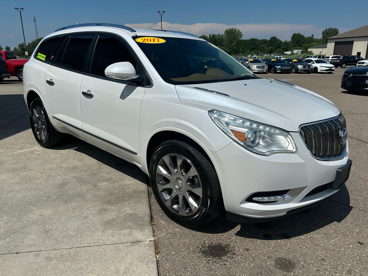 Buick Enclave FWD 4dr Leather 2017