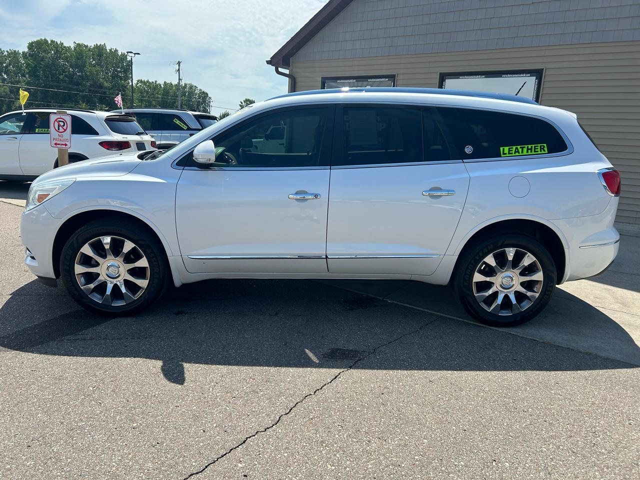 Buick Enclave FWD 4dr Leather 2017