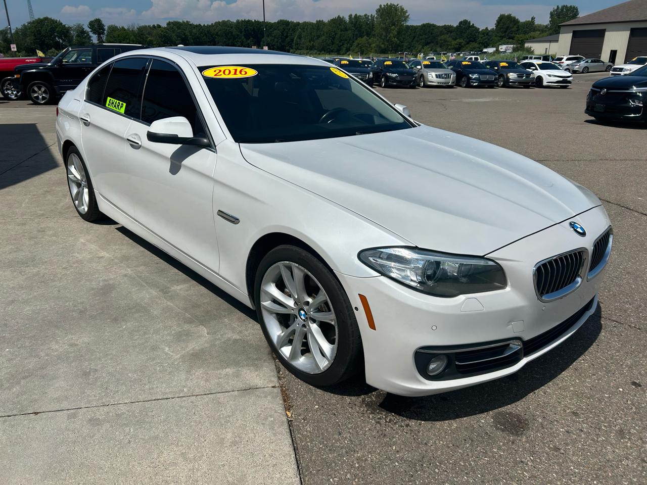 BMW 5 Series 4dr Sdn 535i xDrive AWD 2016