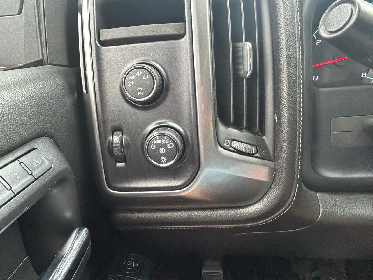 Chevrolet Silverado 1500 4WD Crew Cab 143.5" LTZ w/1LZ 2014