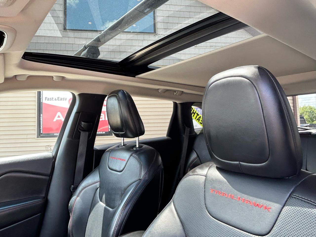 Jeep Cherokee 4WD 4dr Trailhawk 2016