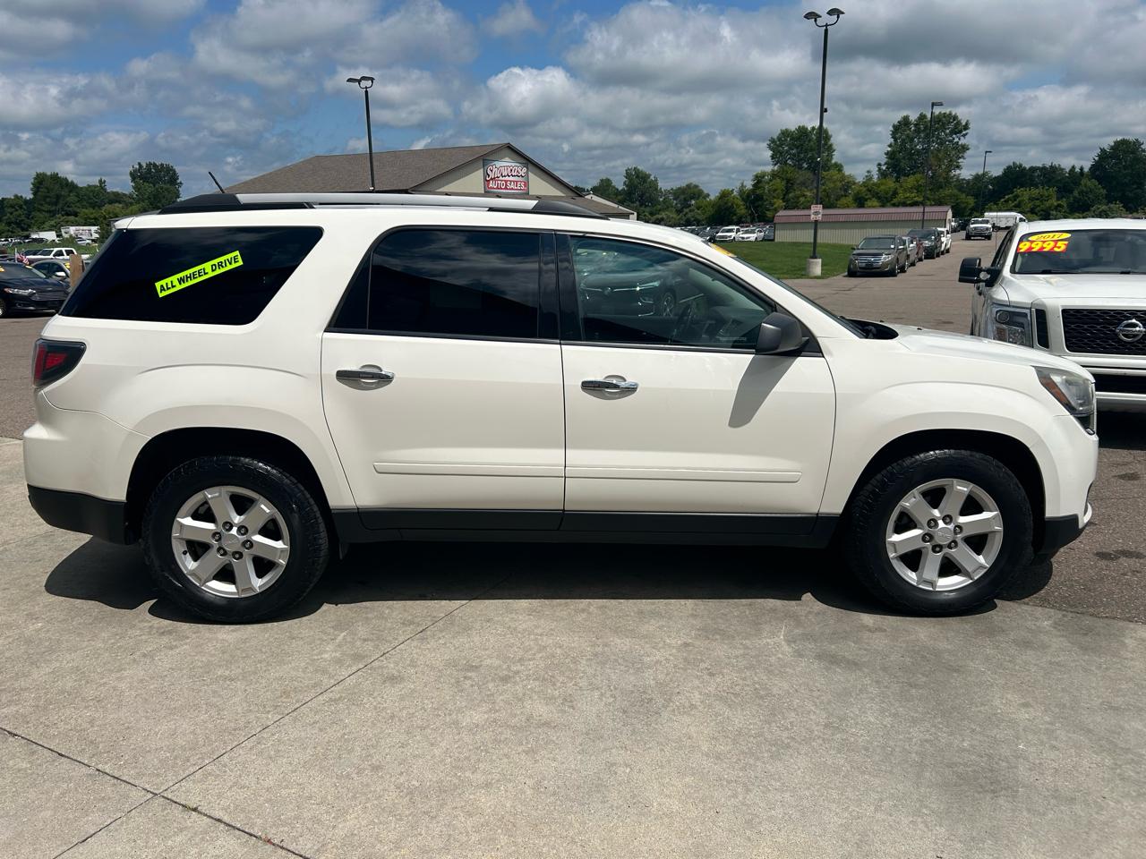 GMC Acadia AWD 4dr SLE w/SLE-1 2015