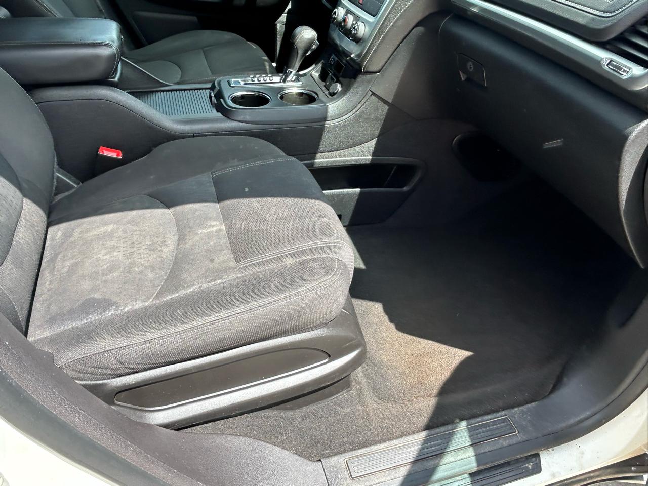 GMC Acadia AWD 4dr SLE w/SLE-1 2015