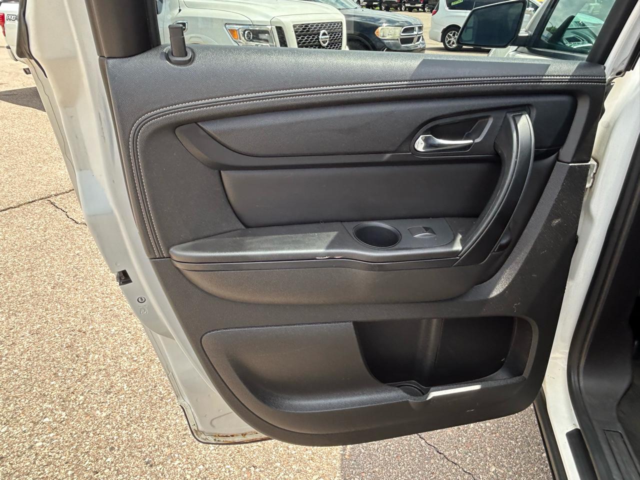 GMC Acadia AWD 4dr SLE w/SLE-1 2015