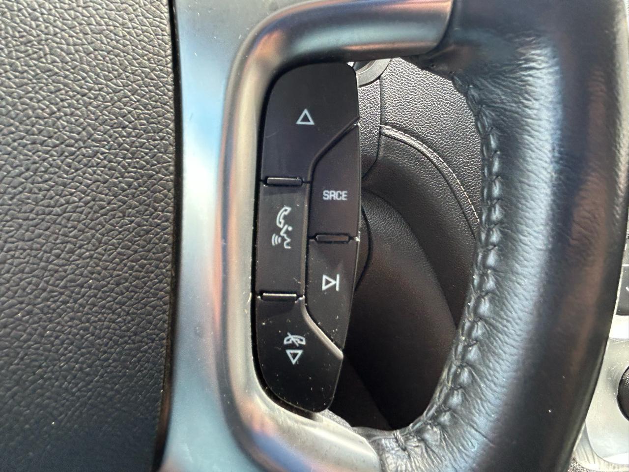 GMC Acadia AWD 4dr SLE w/SLE-1 2015