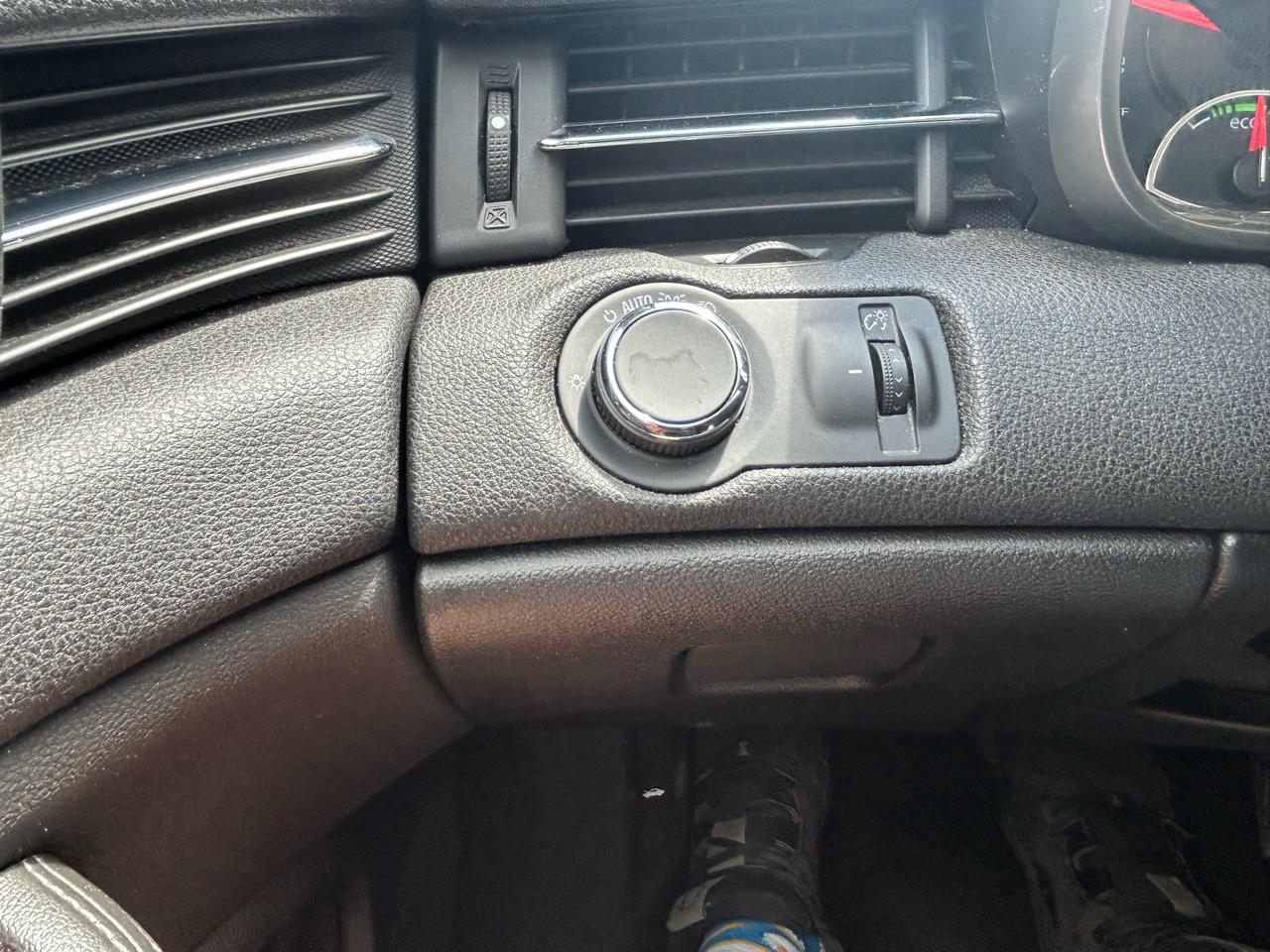 Chevrolet Malibu 4dr Sdn ECO w/1SA 2013