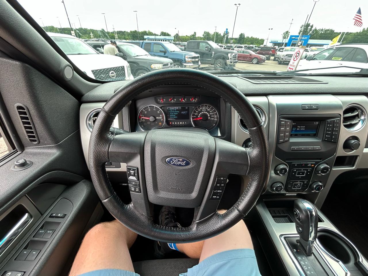 Ford F-150 4WD SuperCrew 145" FX4 2014