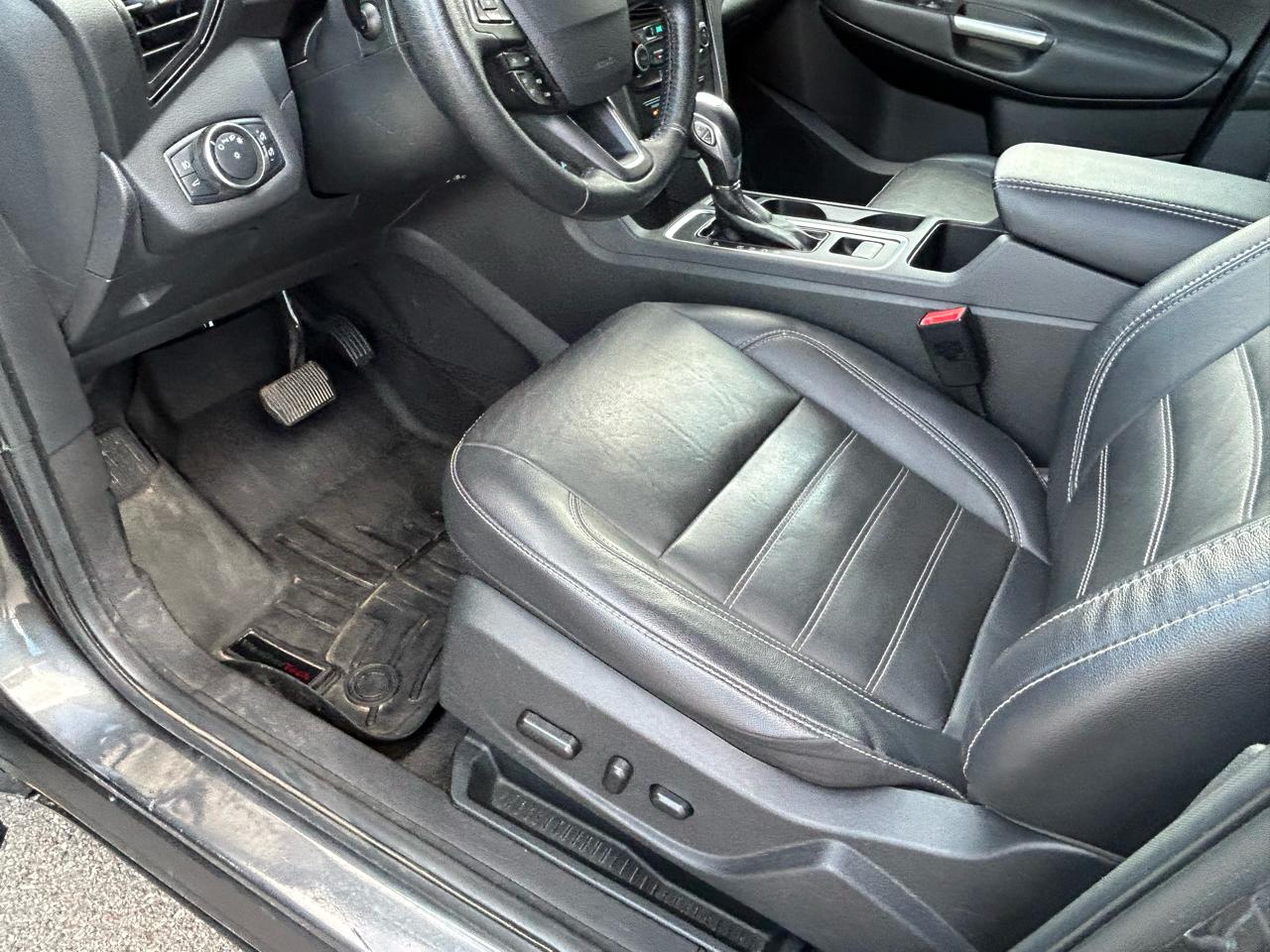 Ford Escape SEL 4WD 2018