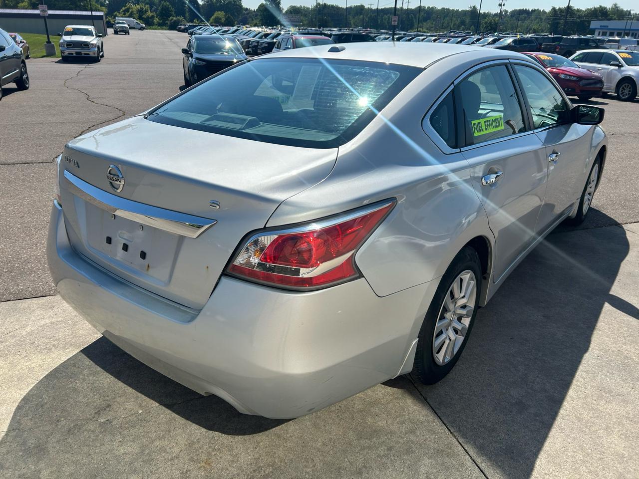Nissan Altima 4dr Sdn I4 2.5 S 2015