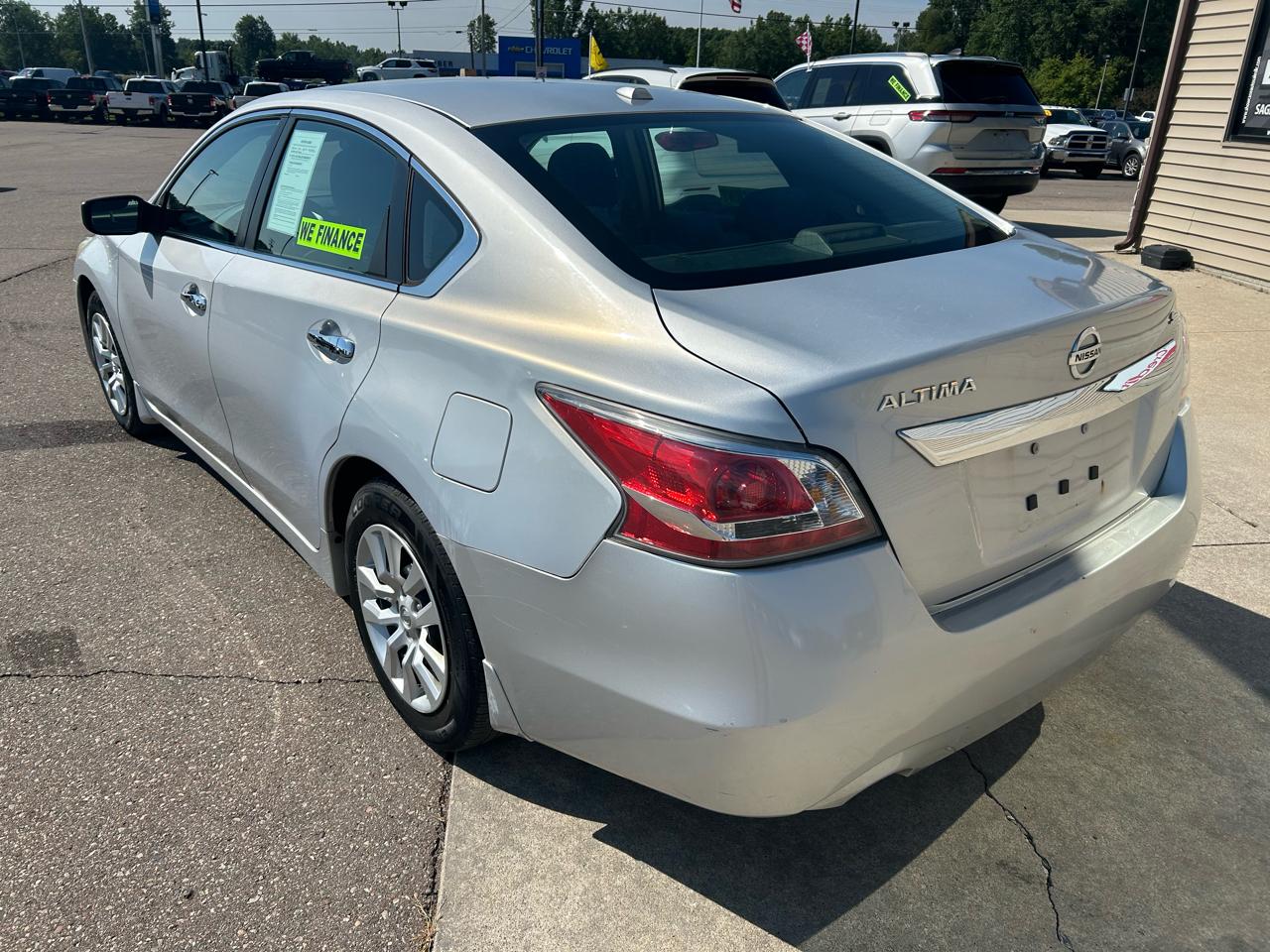Nissan Altima 4dr Sdn I4 2.5 S 2015