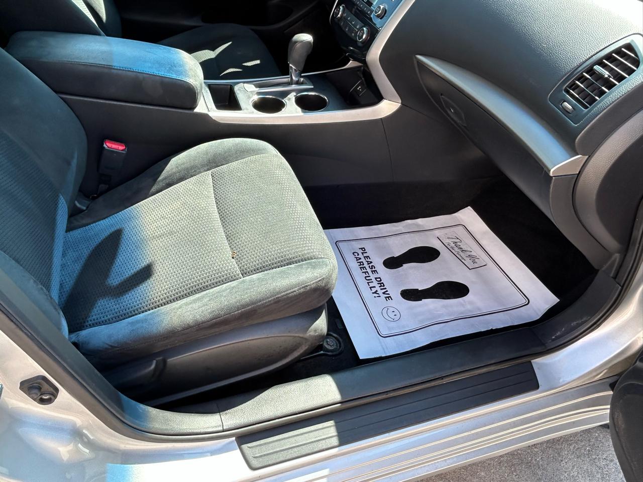 Nissan Altima 4dr Sdn I4 2.5 S 2015