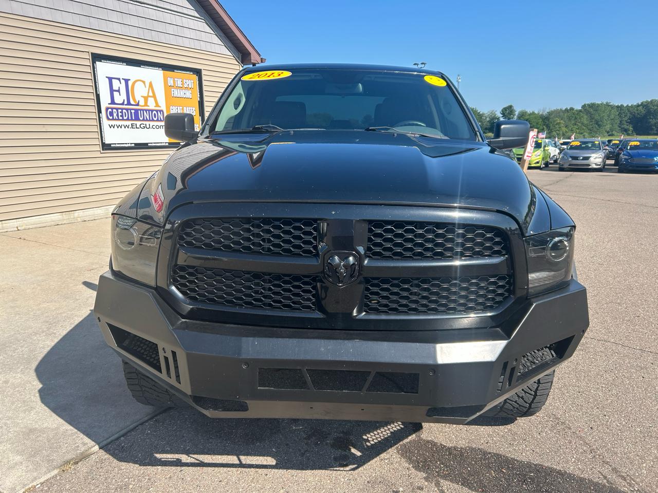 RAM 1500 4WD Crew Cab 140.5" Express 2013