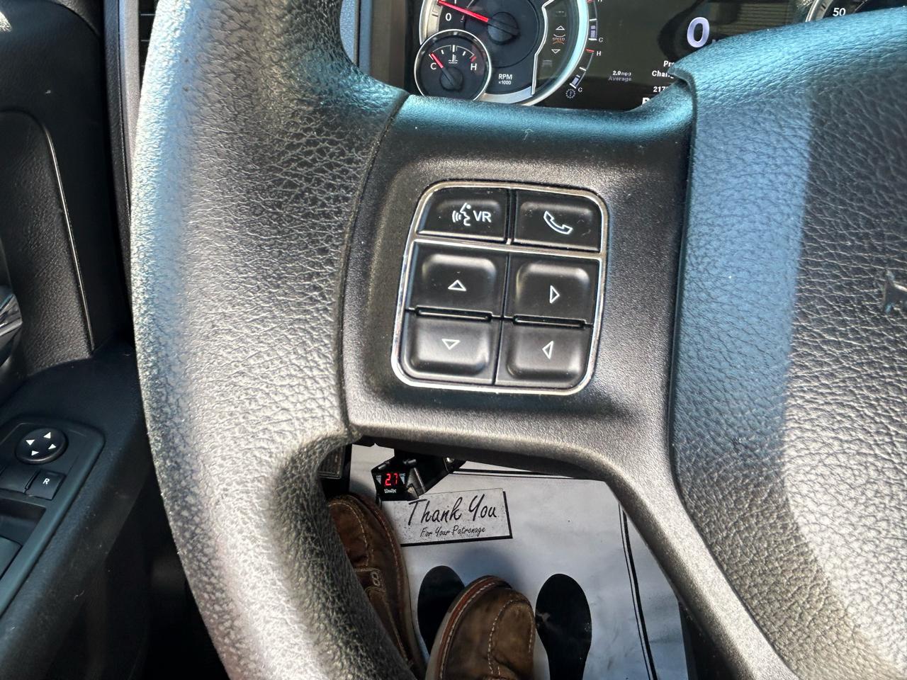 RAM 1500 4WD Crew Cab 140.5" Express 2013