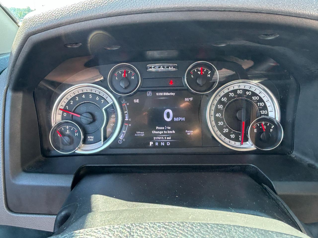 RAM 1500 4WD Crew Cab 140.5" Express 2013