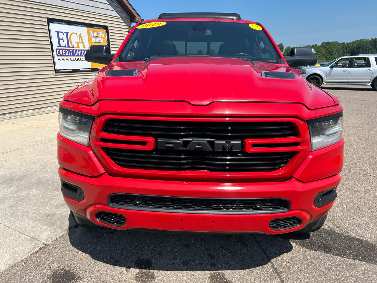 RAM 1500 Sport 4x4 Crew Cab 6'4" Box 2019