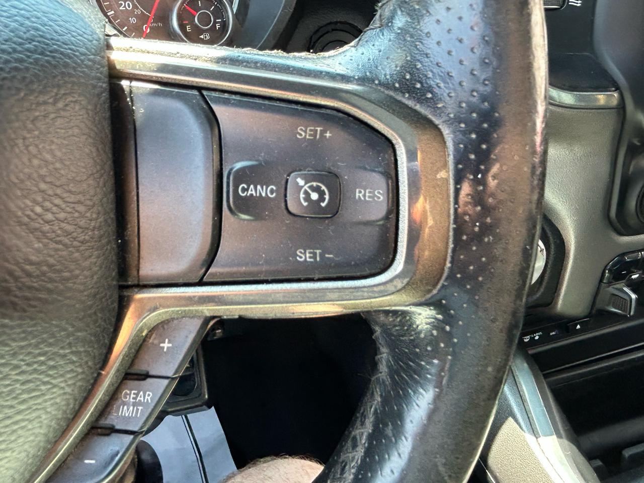 RAM 1500 Sport 4x4 Crew Cab 6'4" Box 2019