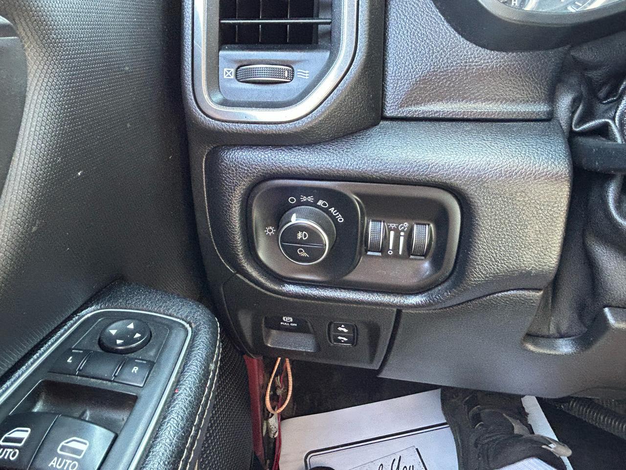 RAM 1500 Sport 4x4 Crew Cab 6'4" Box 2019
