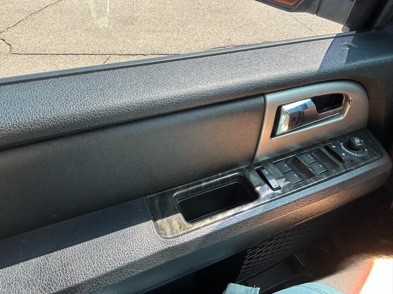 Ford Expedition EL 4WD 4dr Limited 2015