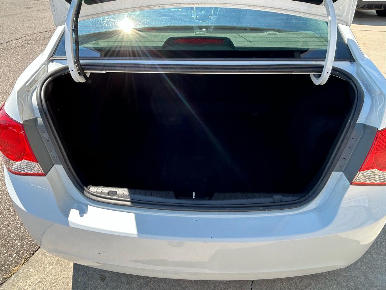 Chevrolet Cruze 4dr Sdn Auto LS 2014