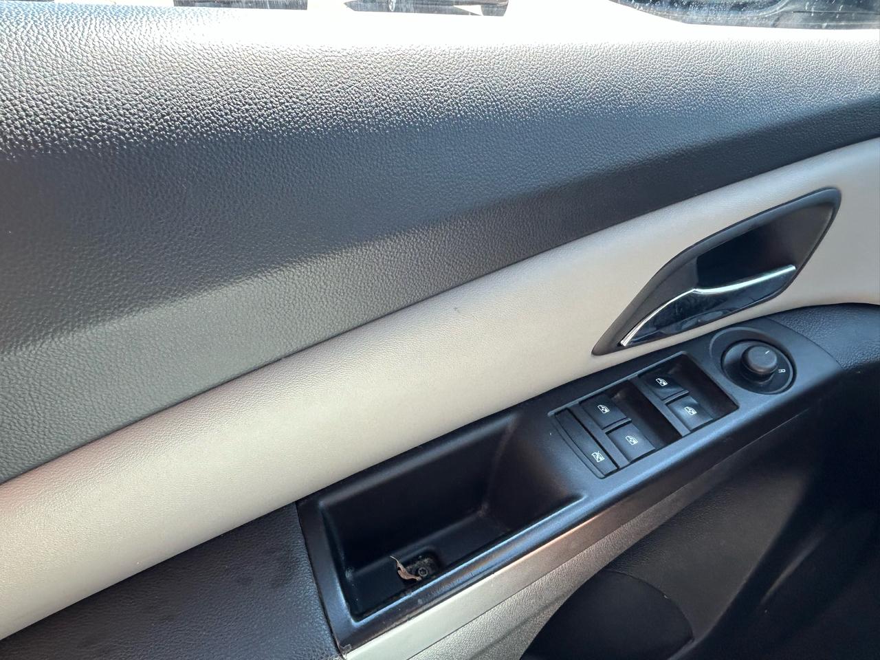 Chevrolet Cruze 4dr Sdn Auto LS 2014