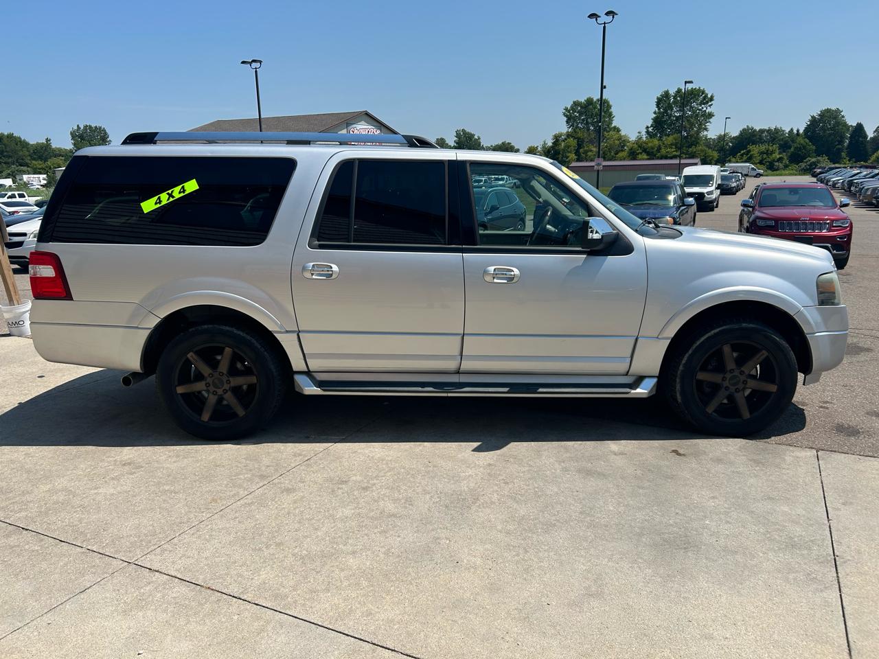 Ford Expedition EL 4WD 4dr Limited 2010