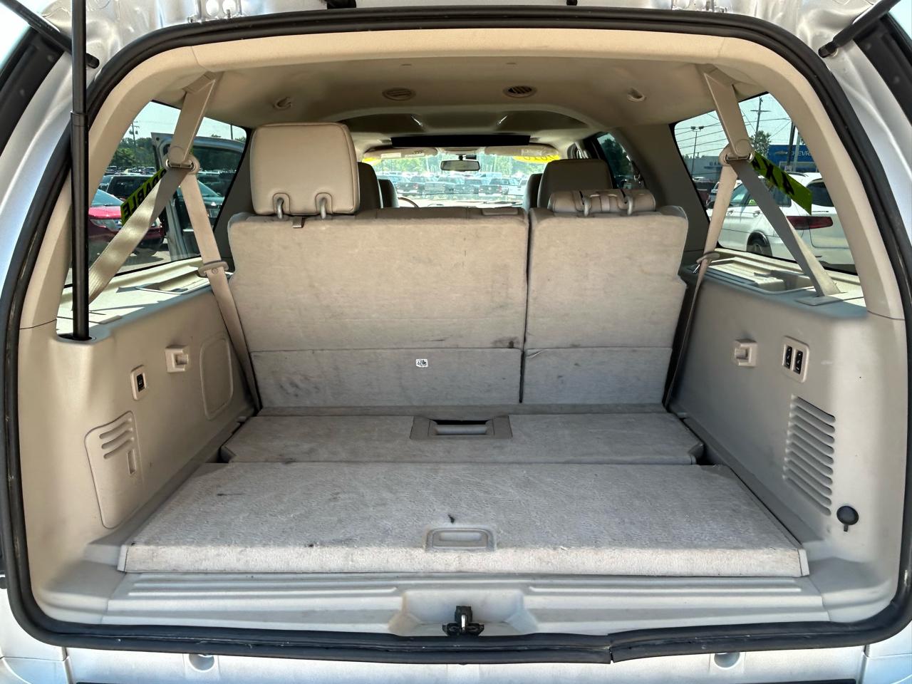 Ford Expedition EL 4WD 4dr Limited 2010