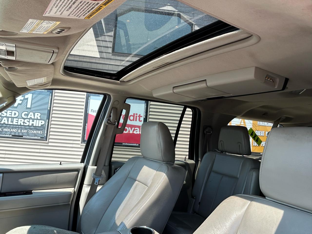 Ford Expedition EL 4WD 4dr Limited 2010