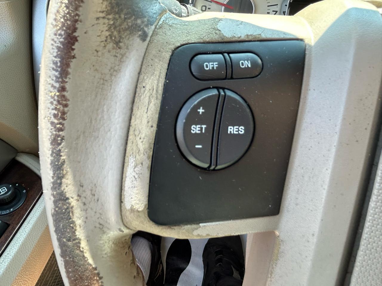 Ford Expedition EL 4WD 4dr Limited 2010