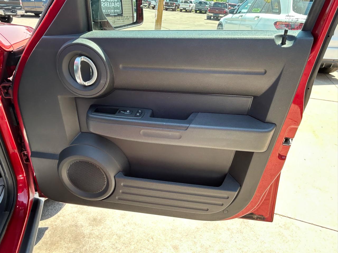 Dodge Nitro 4WD 4dr SE *Ltd Avail* 2010