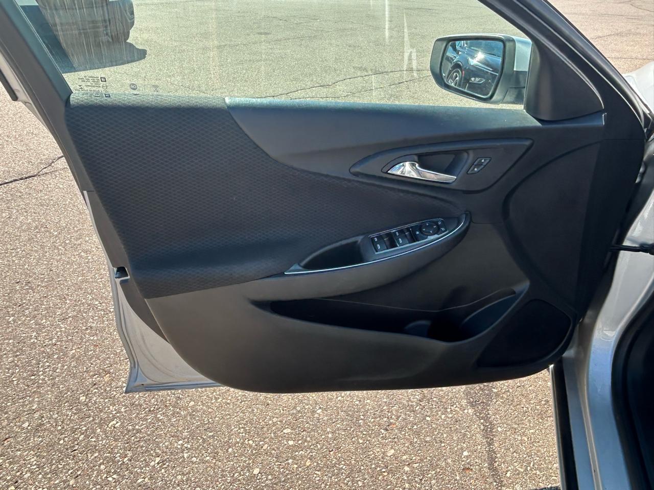 Chevrolet Malibu 4dr Sdn LT w/1LT 2019