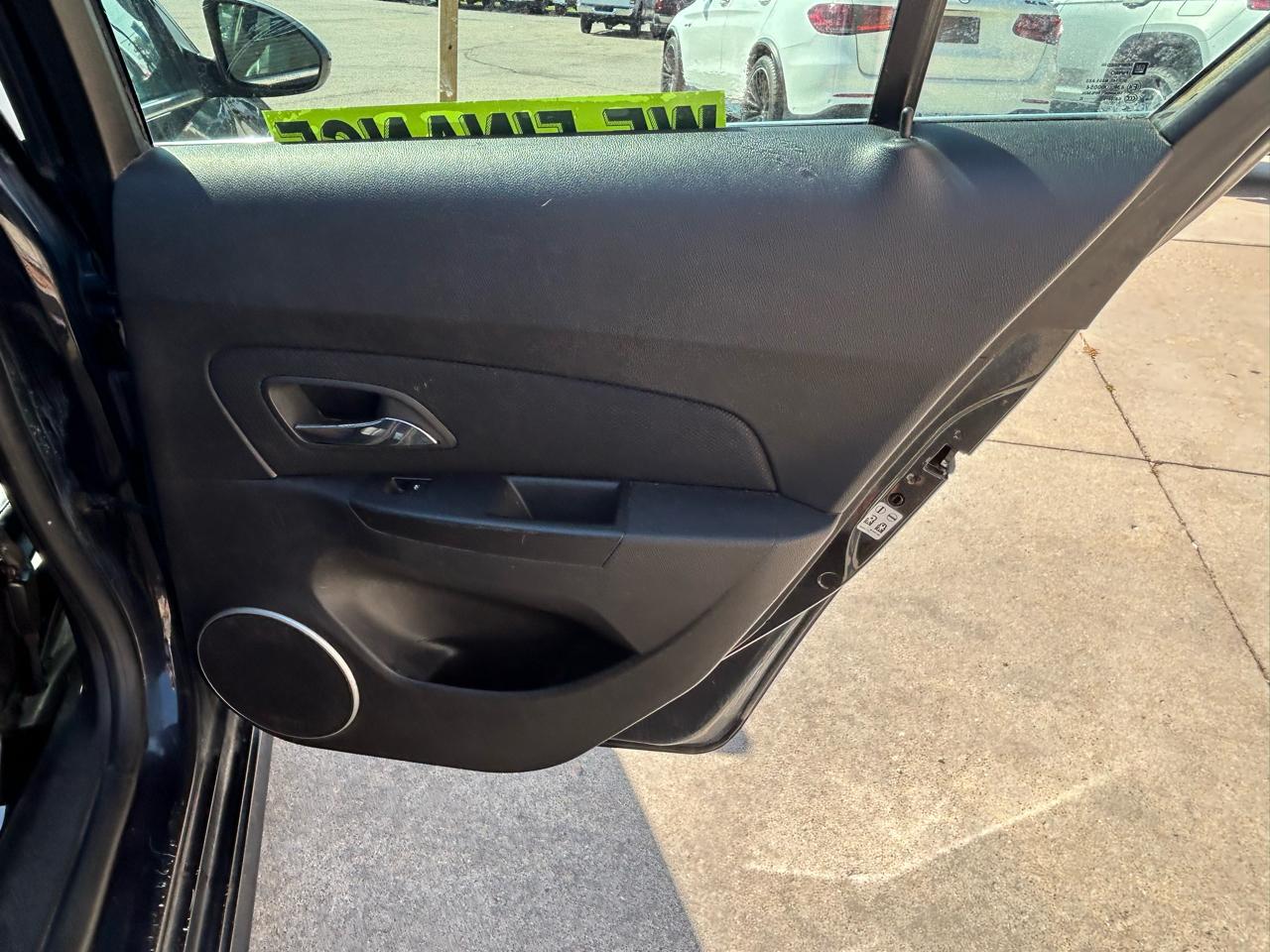 Chevrolet Cruze 4dr Sdn 2LT 2015