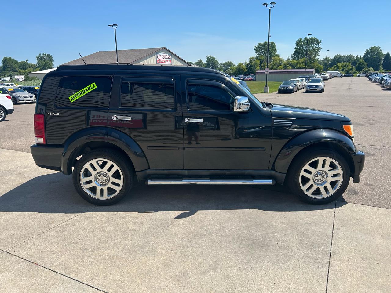 Dodge Nitro 4WD 4dr Heat 2011