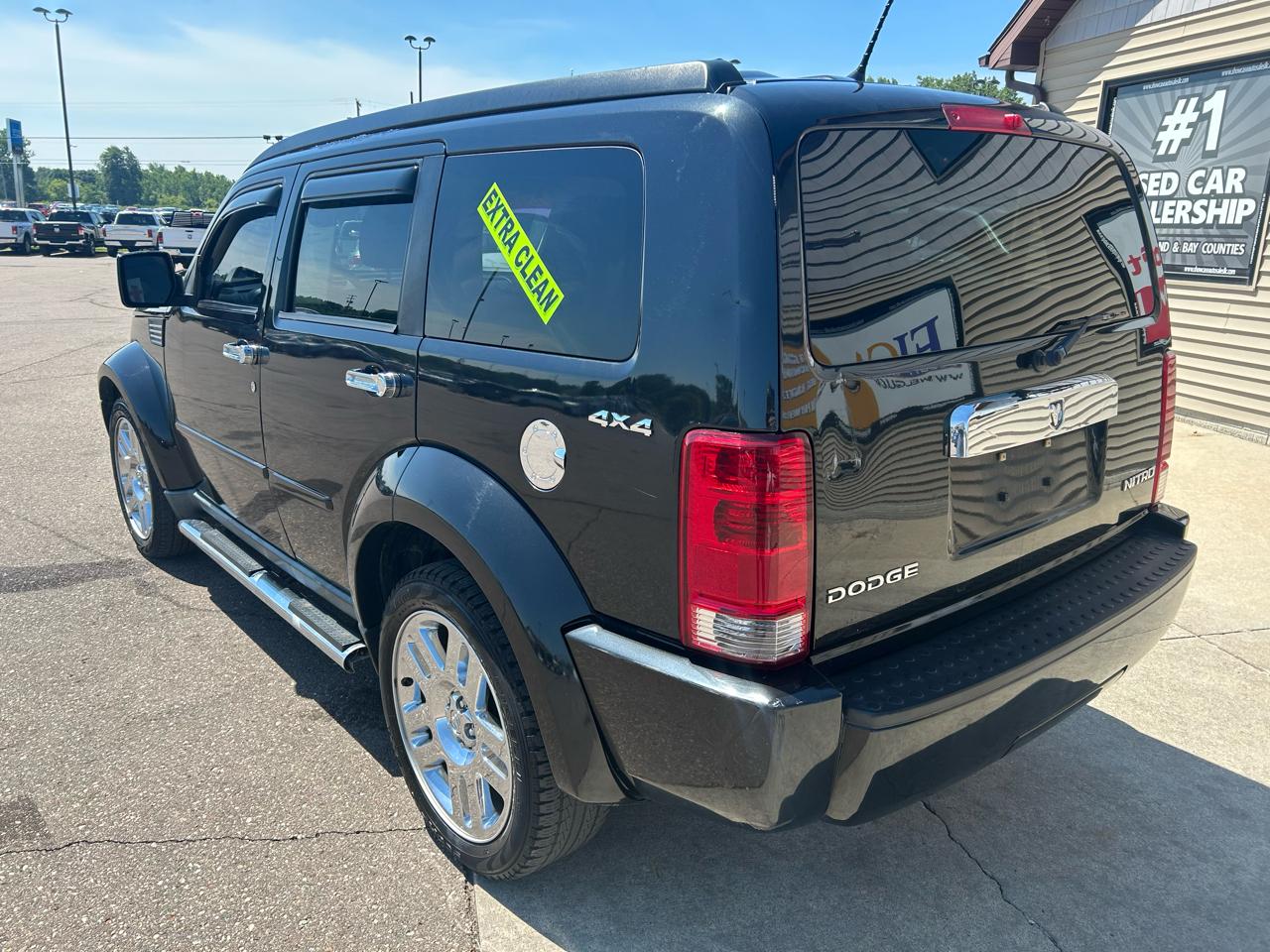 Dodge Nitro 4WD 4dr Heat 2011