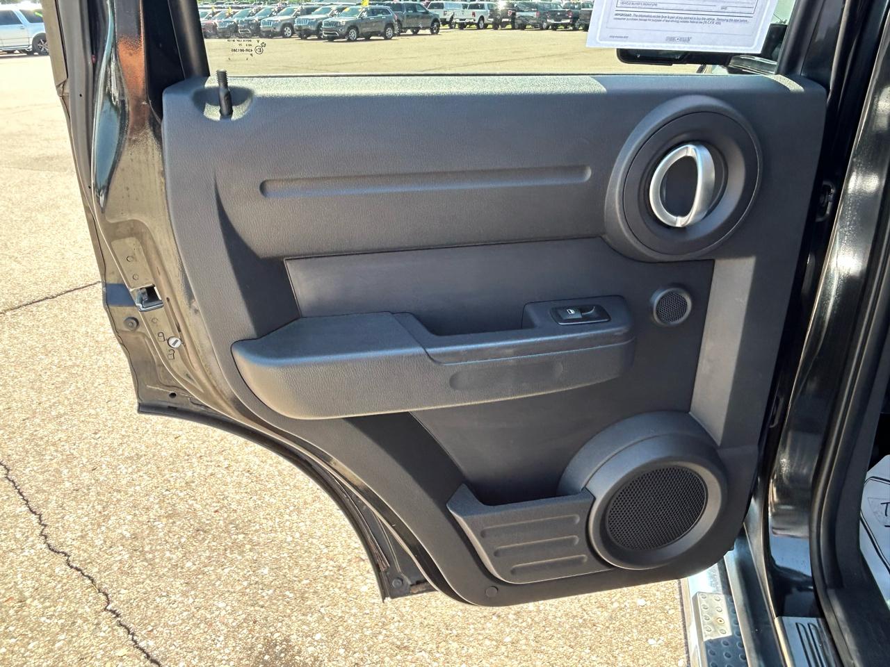 Dodge Nitro 4WD 4dr Heat 2011